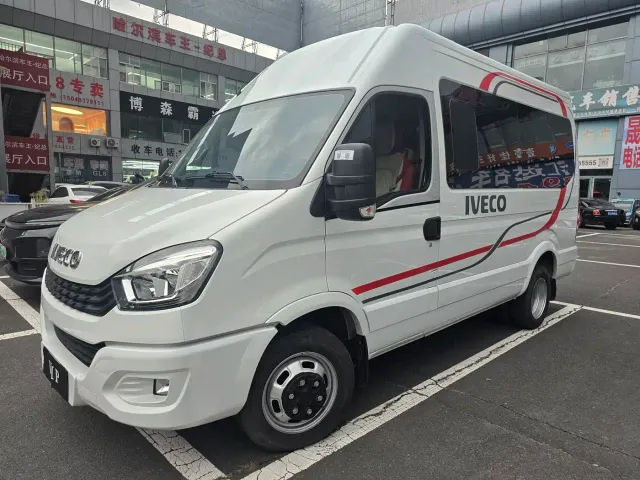 Фотография автомобиля — Iveco Daily