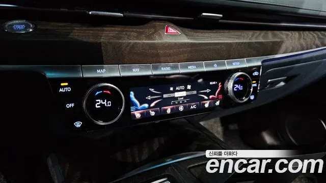 Genesis G80 Бензин 2.5 турбо AWD — Фото автомобиля 17