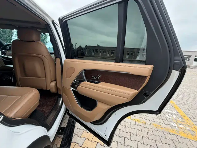 Land Rover Range Rover — Фото автомобиля 11