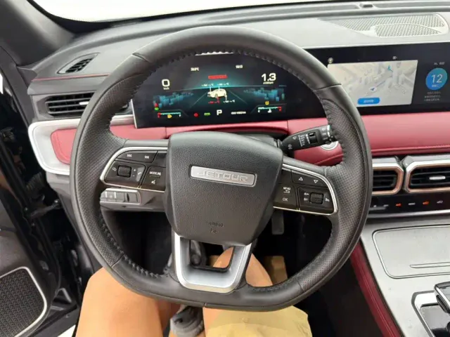 Jetour X70 Plus — Фото автомобиля 10