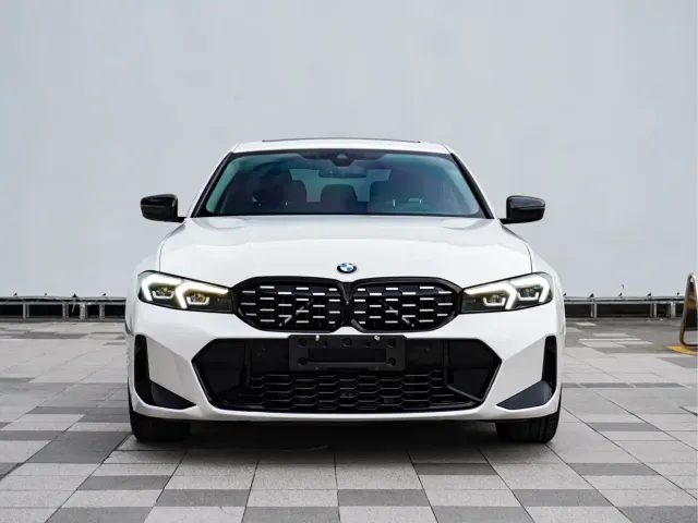 BMW 3 Series — Фото автомобиля 4