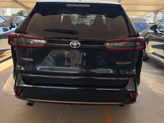 Toyota Wildlander — Фото автомобиля 11