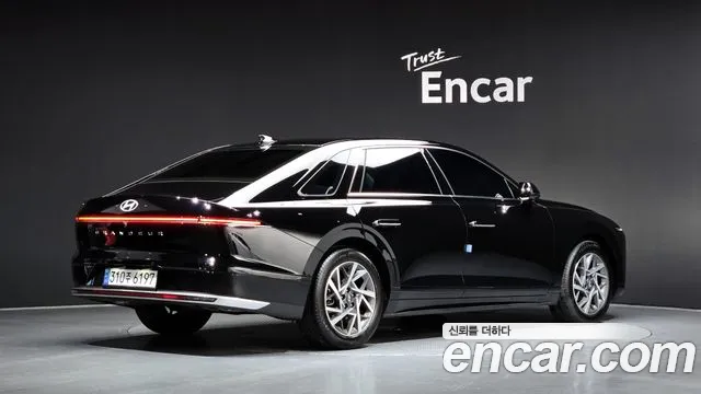 Hyundai Grandeur GN7 — Фото автомобиля 2
