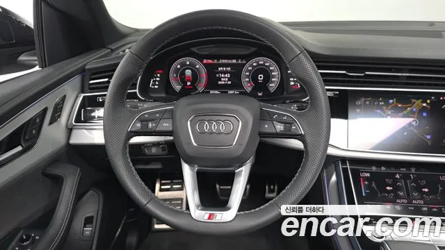 Audi Q8 50 TDI quattro Premium — Фото автомобиля 13