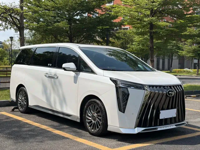 GAC Trumpchi M8 — Фото автомобиля 3