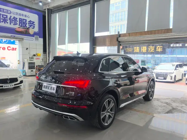 Audi Q5L — Фото автомобиля 6