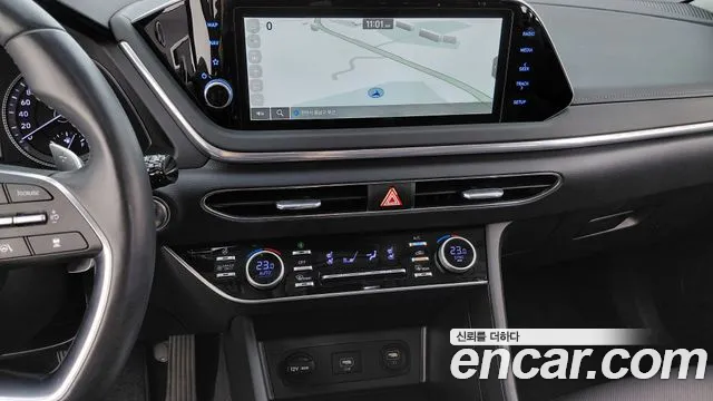 Hyundai Sonata — Фото автомобиля 13