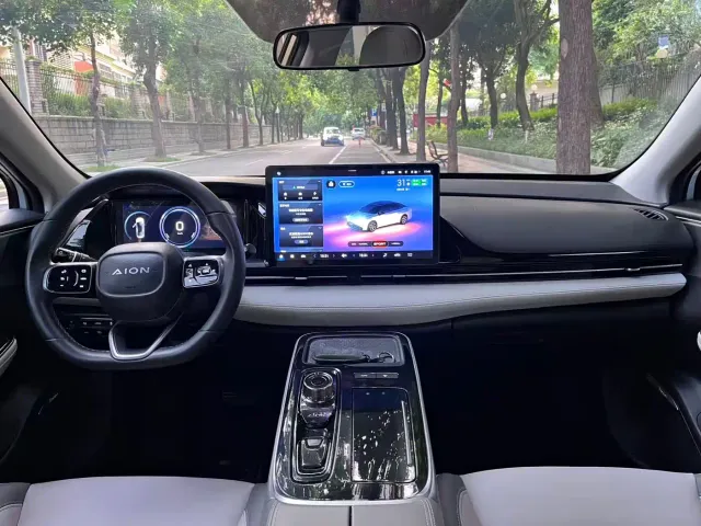 GAC Aion S Plus — Фото автомобиля 11
