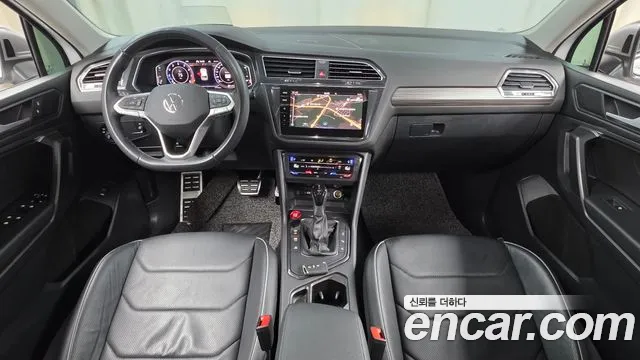 Volkswagen Tiguan — Фото автомобиля 6