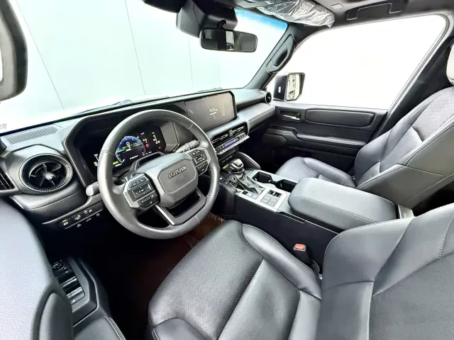 Toyota Prado — Фото автомобиля 4