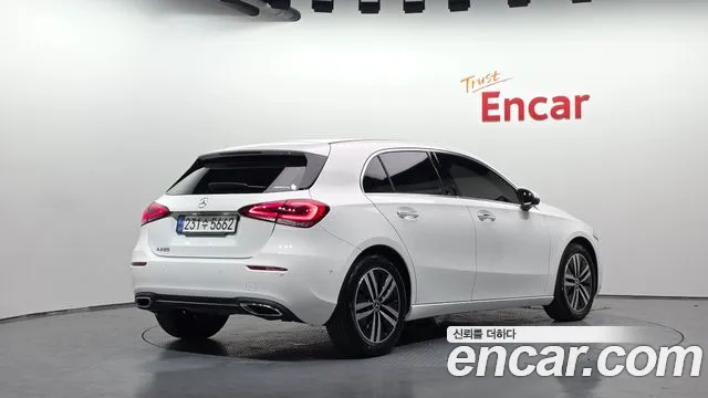 Mercedes-Benz A-Class W177 — Фото автомобиля 2