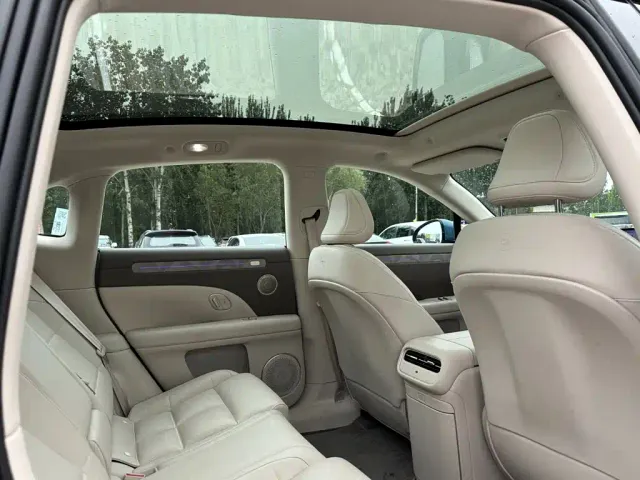 IM Motors LS6 — Фото автомобиля 16