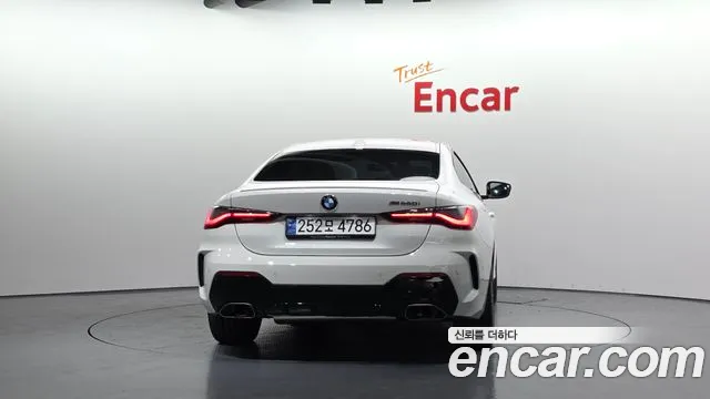 BMW 4 Series G22 — Фото автомобиля 4
