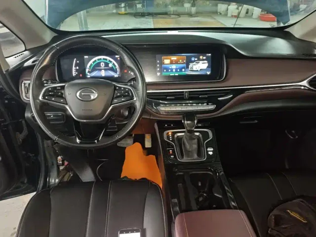 GAC Trumpchi M6 — Фото автомобиля 9