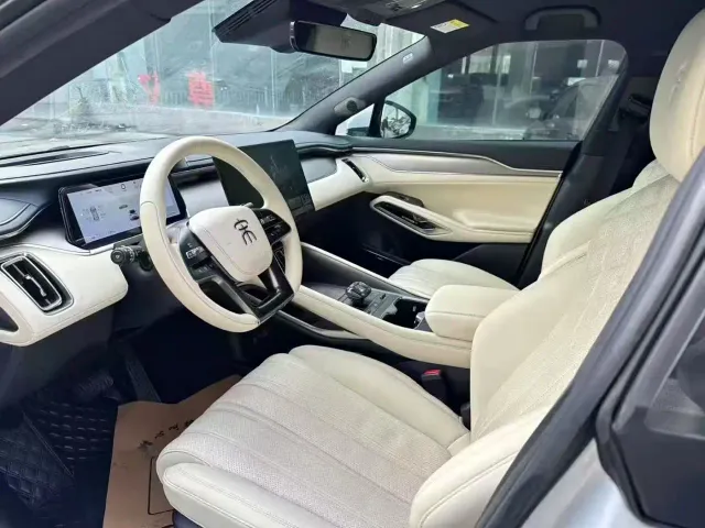 BYD Song L EV — Фото автомобиля 8