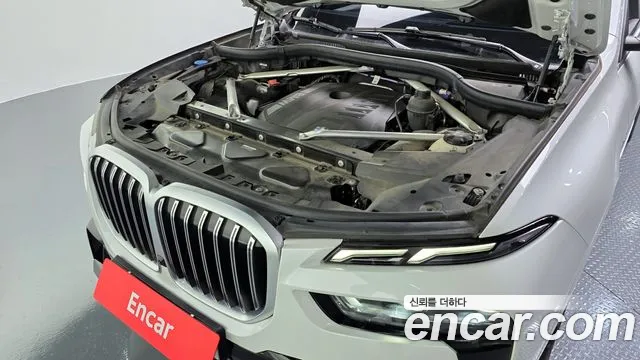 BMW X7 — Фото автомобиля 6
