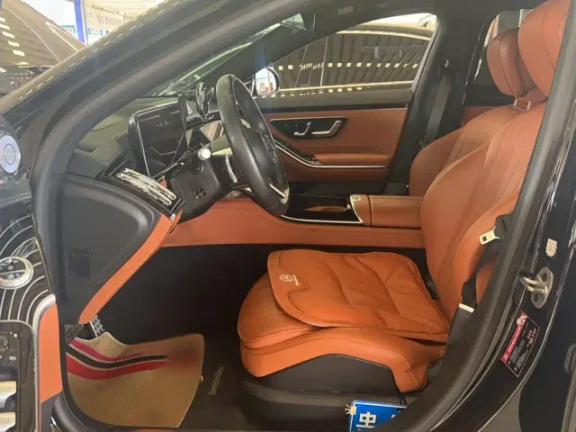 Mercedes-Benz S-Class — Фото автомобиля 12