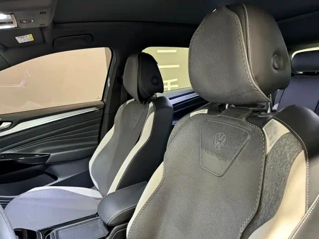 Volkswagen ID.4 Crozz — Фото автомобиля 11