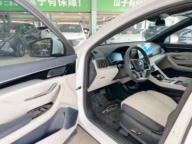 BYD Song PLUS — Фото автомобиля 7