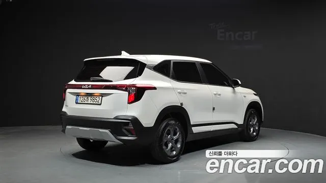 Kia Seltos — Фото автомобиля 2