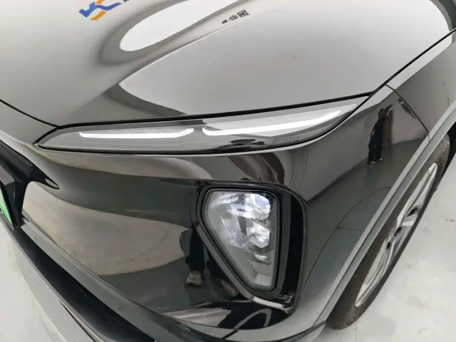 Nio ES6 — Фото автомобиля 22