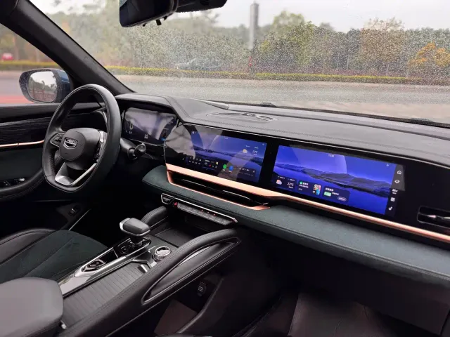 Geely Xingyue L — Фото автомобиля 10