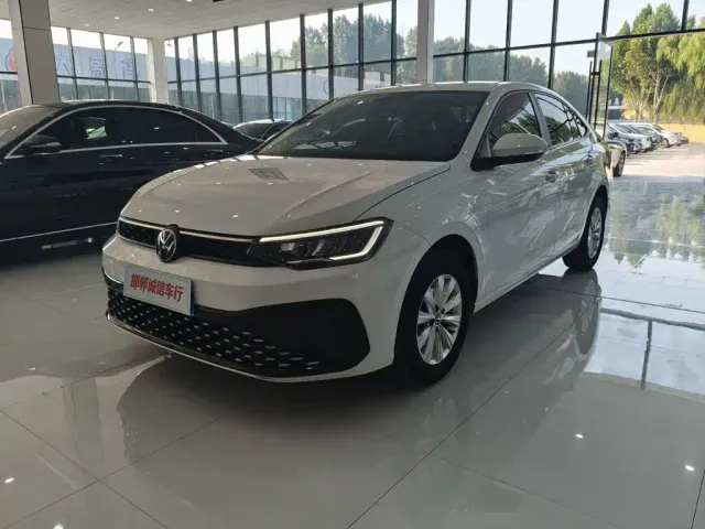 Фотография автомобиля — Volkswagen Lavida