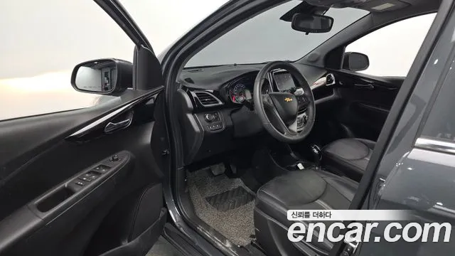 Chevrolet Spark — Фото автомобиля 10