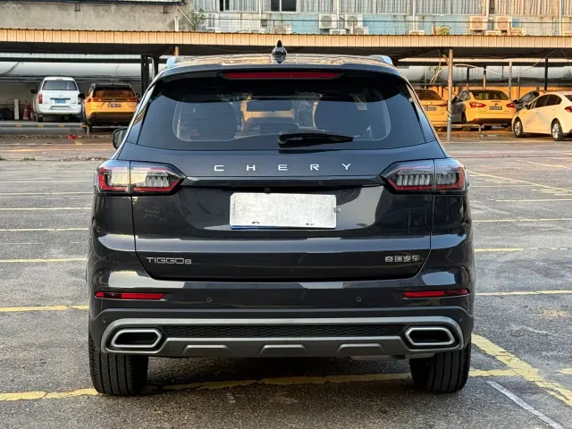 Chery Tiggo 8 — Фото автомобиля 8