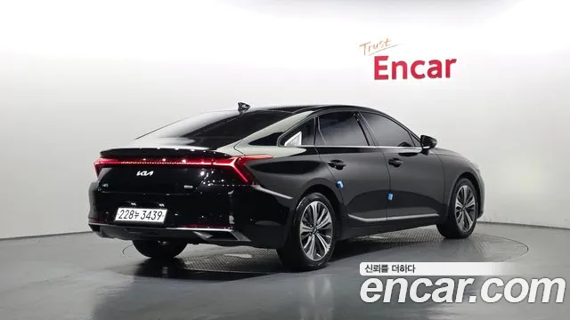 Kia K8 Signature — Фото автомобиля 2