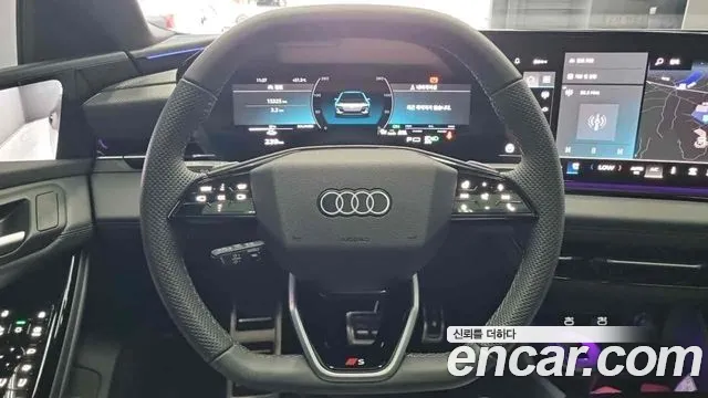 Audi A6 e-Tron — Фото автомобиля 12