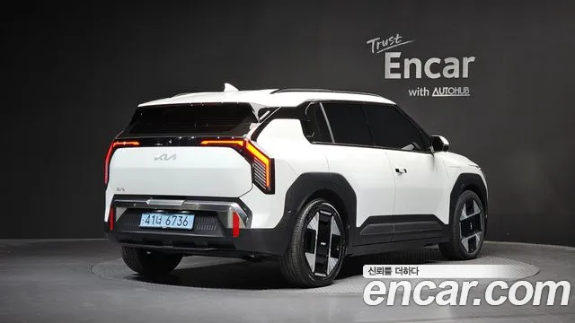Фотография автомобиля — Kia EV3