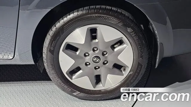 Hyundai Staria — Фото автомобиля 6