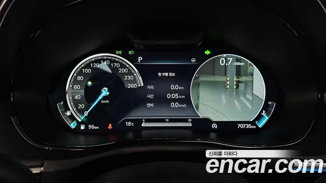 Genesis GV70 — Фото автомобиля 11