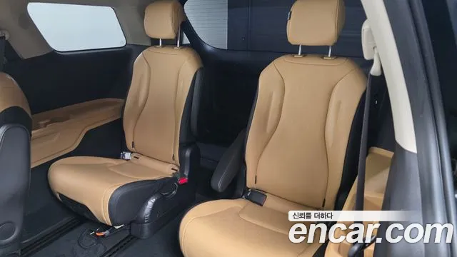 Kia Canival Carnival 4 поколение Дизель 9 мест Prestige — Фото автомобиля 11