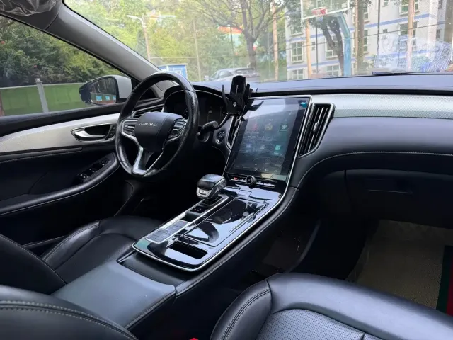 Roewe Roewe i6 MAX EV 2022 EV 500 Sunroof Premium — Фото автомобиля 11