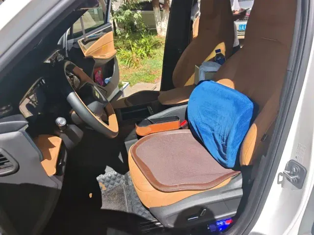 Geely Galaxy L7 — Фото автомобиля 16