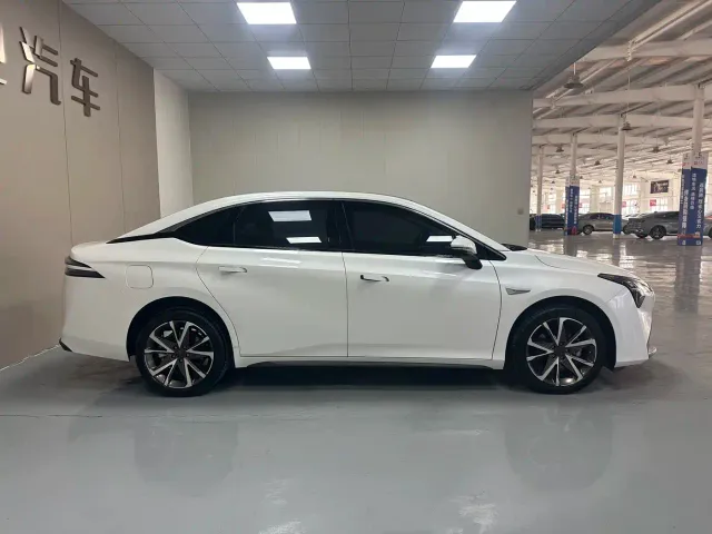 GAC Aion S Plus — Фото автомобиля 8