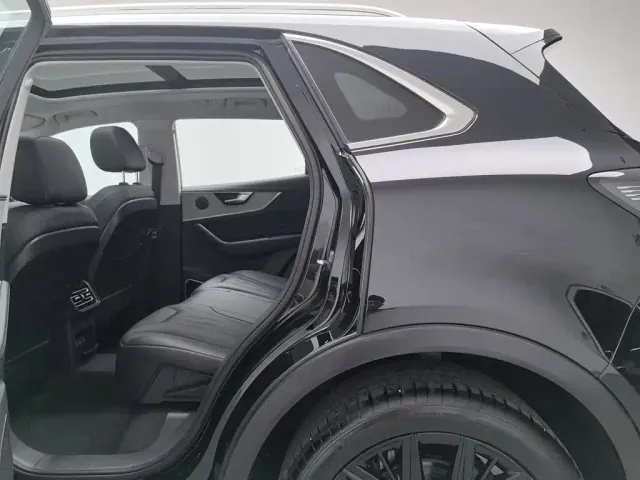 Hongqi HS5 — Фото автомобиля 15