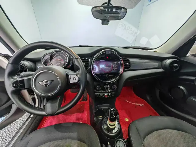 MINI Hatch — Фото автомобиля 4