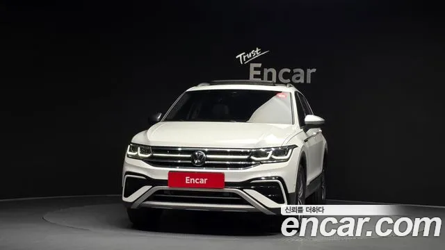 Volkswagen Tiguan — Фото автомобиля 3