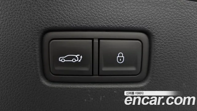 Genesis GV70 2.5T Бензин AWD — Фото автомобиля 15