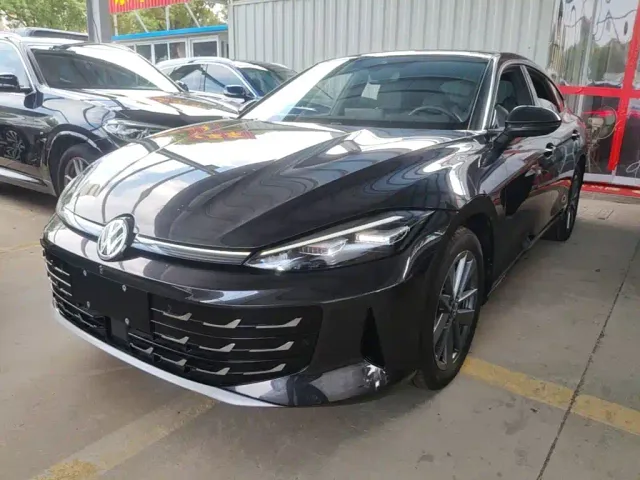 Фотография автомобиля — Volkswagen Lamando
