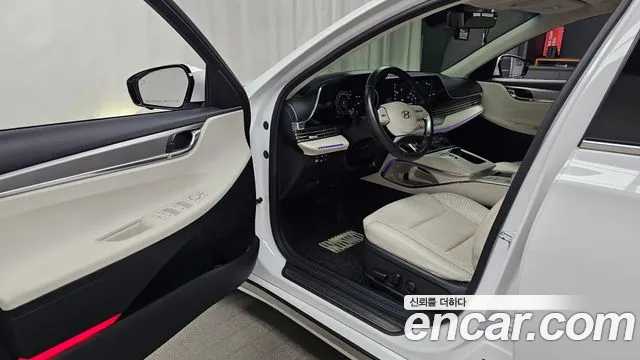 Hyundai Grandeur Grandeur (New) — Фото автомобиля 15