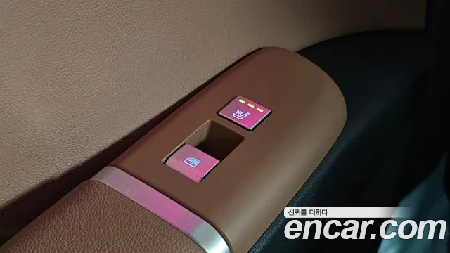 Hyundai Grandeur GN7 — Фото автомобиля 28
