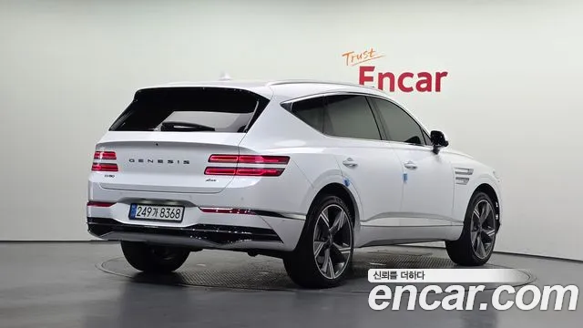 Genesis GV80 — Фото автомобиля 2