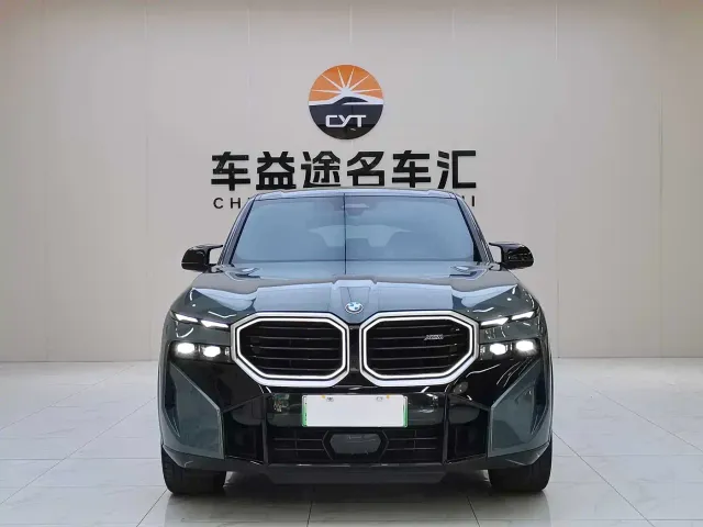 BMW XM — Фото автомобиля 2