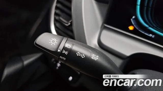 Kia Seltos Новый Seltos Бензин 2.0 2WD — Фото автомобиля 26