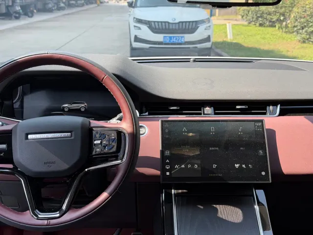 Land Rover Range Rover Evoque — Фото автомобиля 10