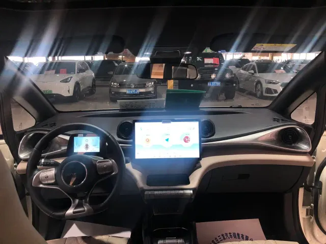 BYD Dolphin 2021 Model 405km Fashion Edition — Фото автомобиля 8